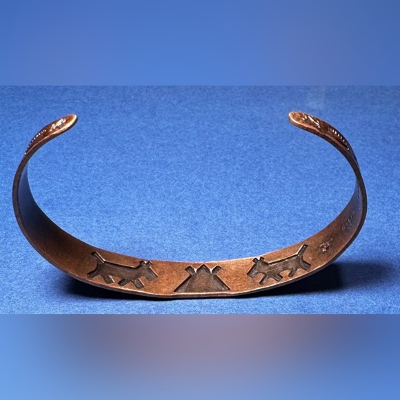 Bell Trading Post Copper Bracelet Southwestern Geometric Designs 1960s Original - Picture 6 of 8